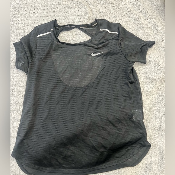 Nike women’s solid mesh backless Dri fit T-shirt. black/ size med - Picture 7 of 7